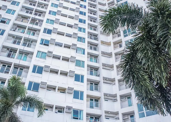 Apartment New 360 View Penthouse Near Alabang! 2b2b W Pool! Manila